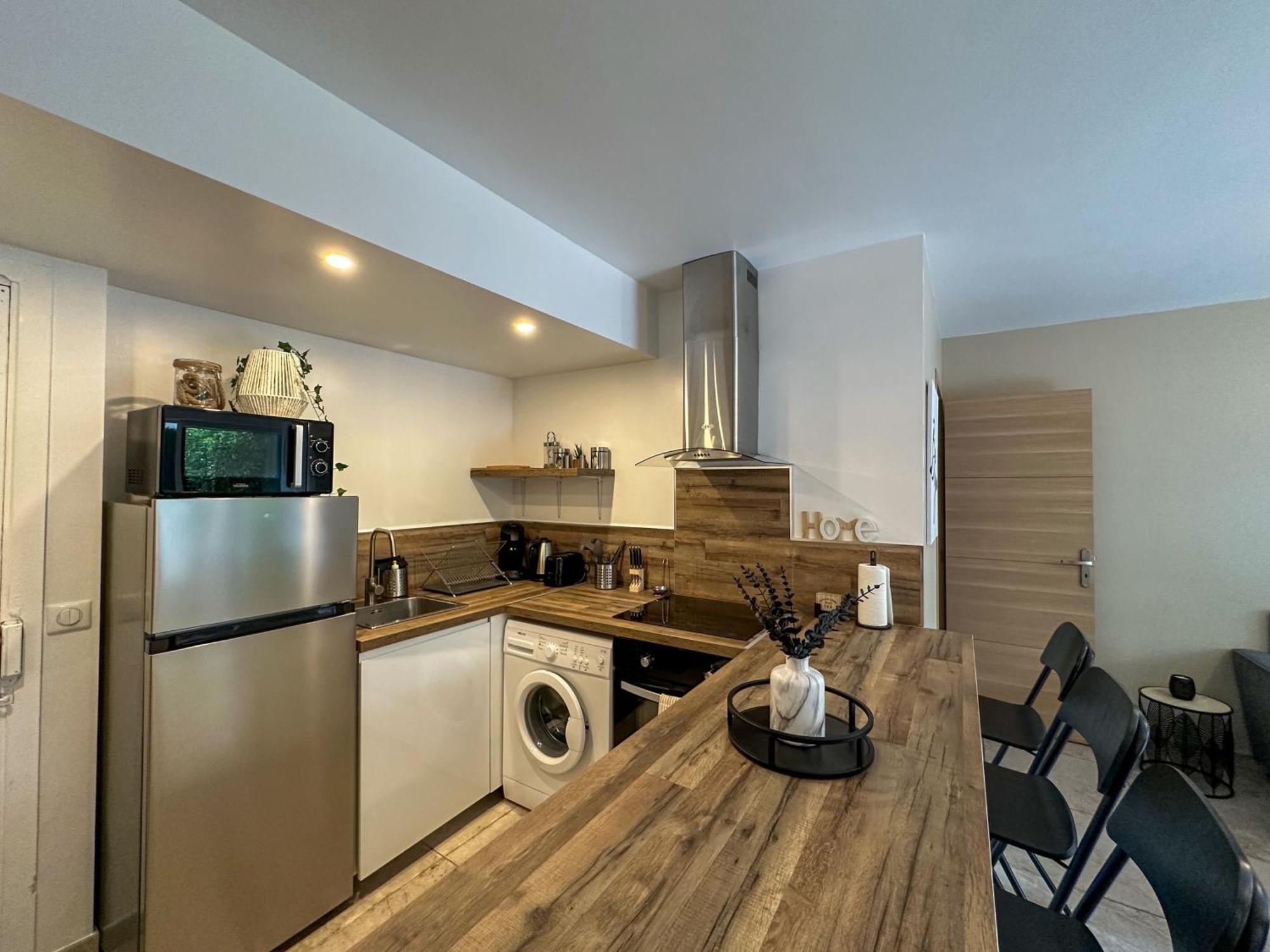 Cosy Madrid, Appartement Proche De La Mer Cannes Luaran gambar