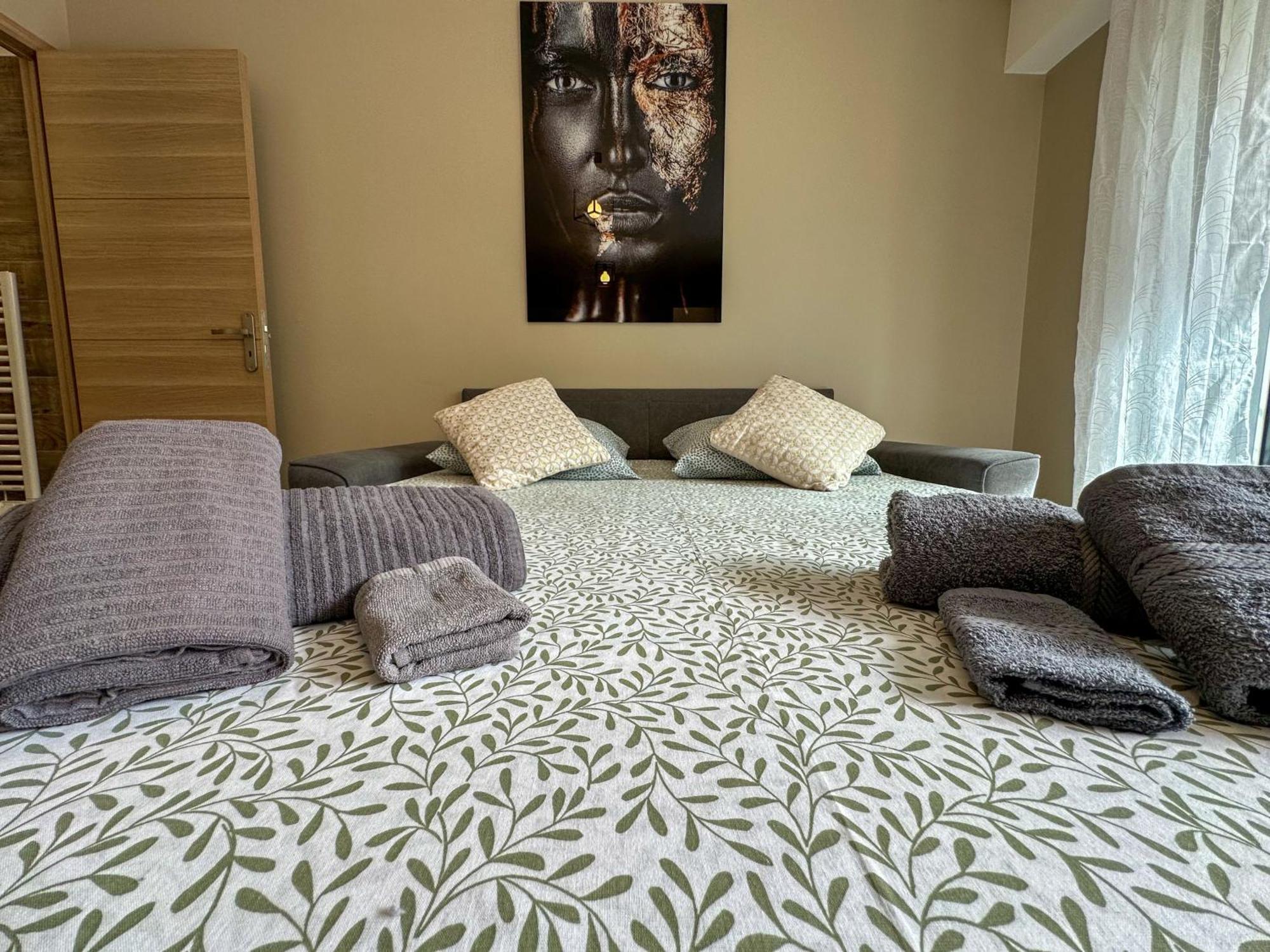 Cosy Madrid, Appartement Proche De La Mer Cannes Luaran gambar